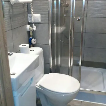 Green Apartment Krakow * 크라쿠프
