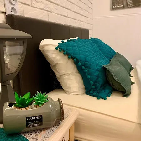 Green Apartment Krakow * 크라쿠프